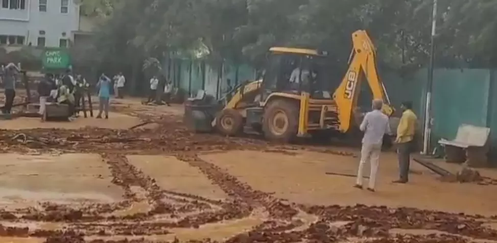 Hyderabad: Khajaguda encroachments demolished by HYDRAA