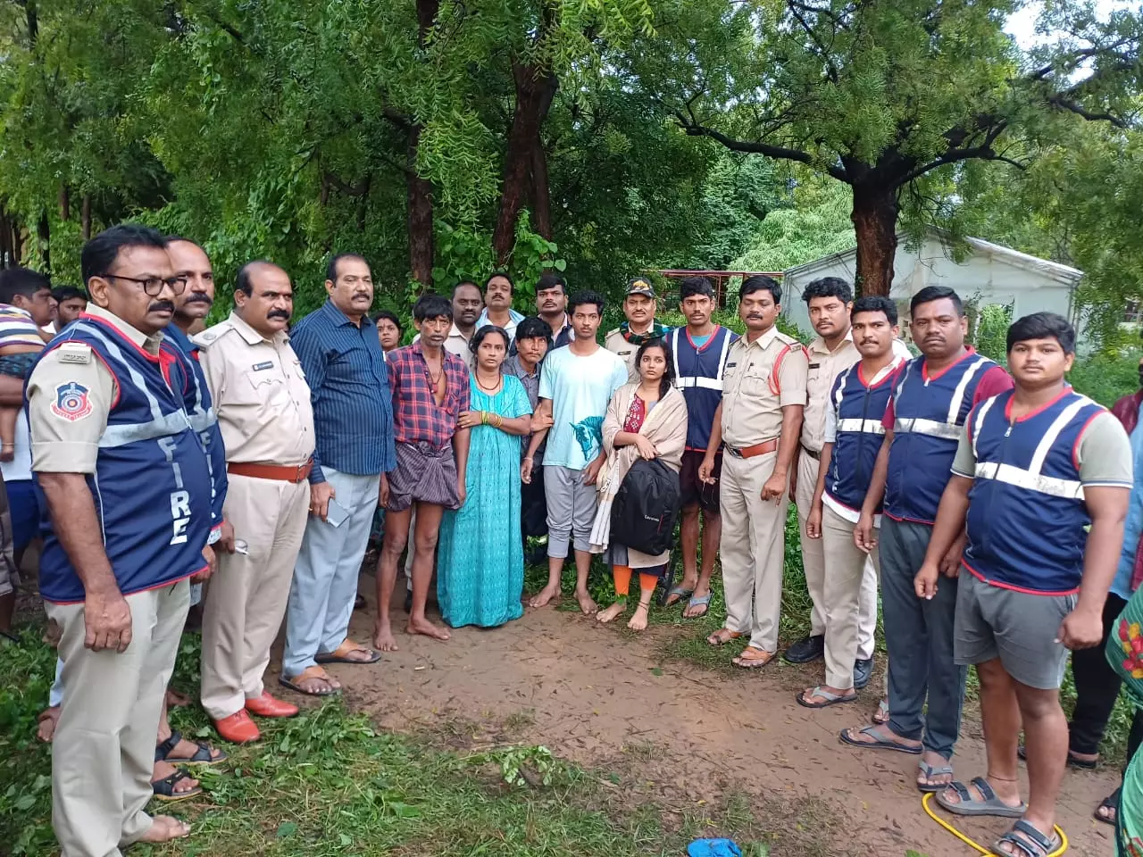 Marooned family rescued from Anantapur TV tower area