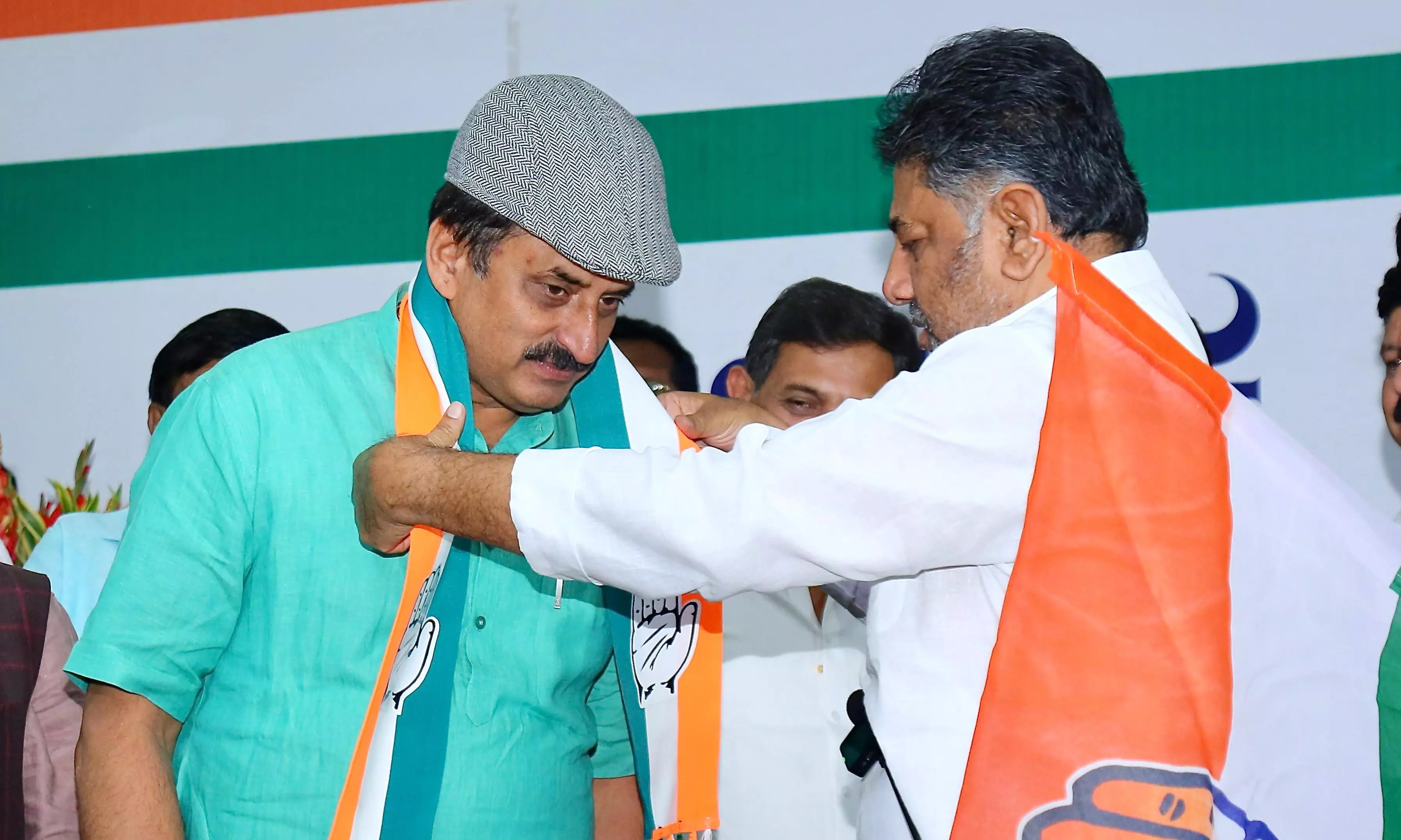 C.P. Yogeshwar Rejoins Congress, Criticises BJP-JDS Alliance Over Channapatna By-poll