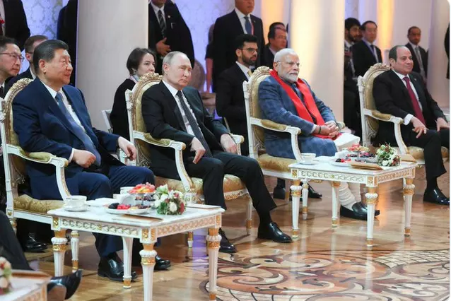 Viral pic: Putin flanked by Modi, Xi Jinping ignites hopes of peace between India, China