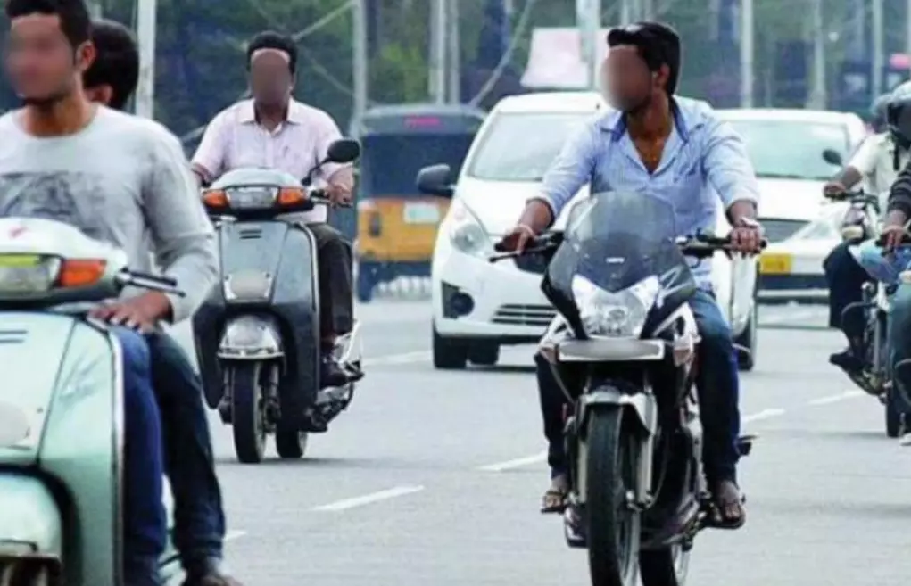 Road Safety Drive Under way in AP; Many Motorists Given Hefty Fines