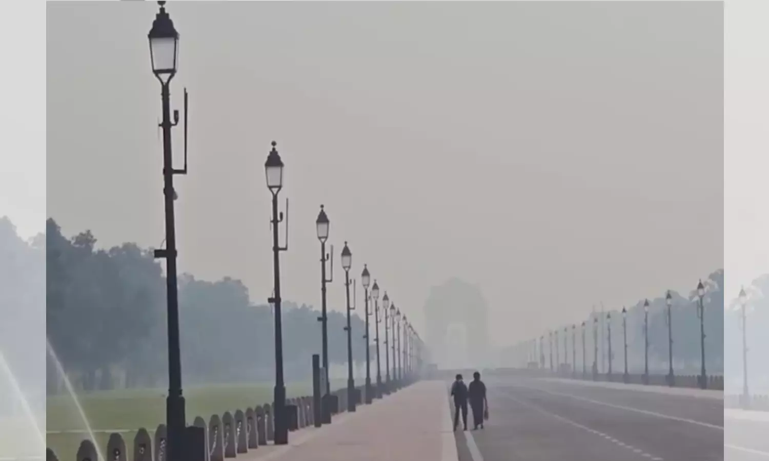 Delhi's air quality improves to poor, night temperature settles at 19.2 degrees Celsius