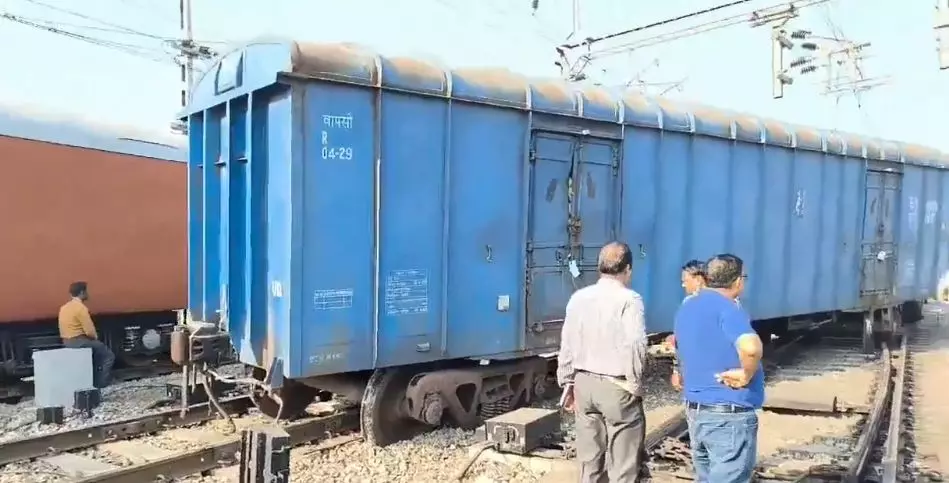 2 empty train coaches derail during shunting in UP's Pratapgarh