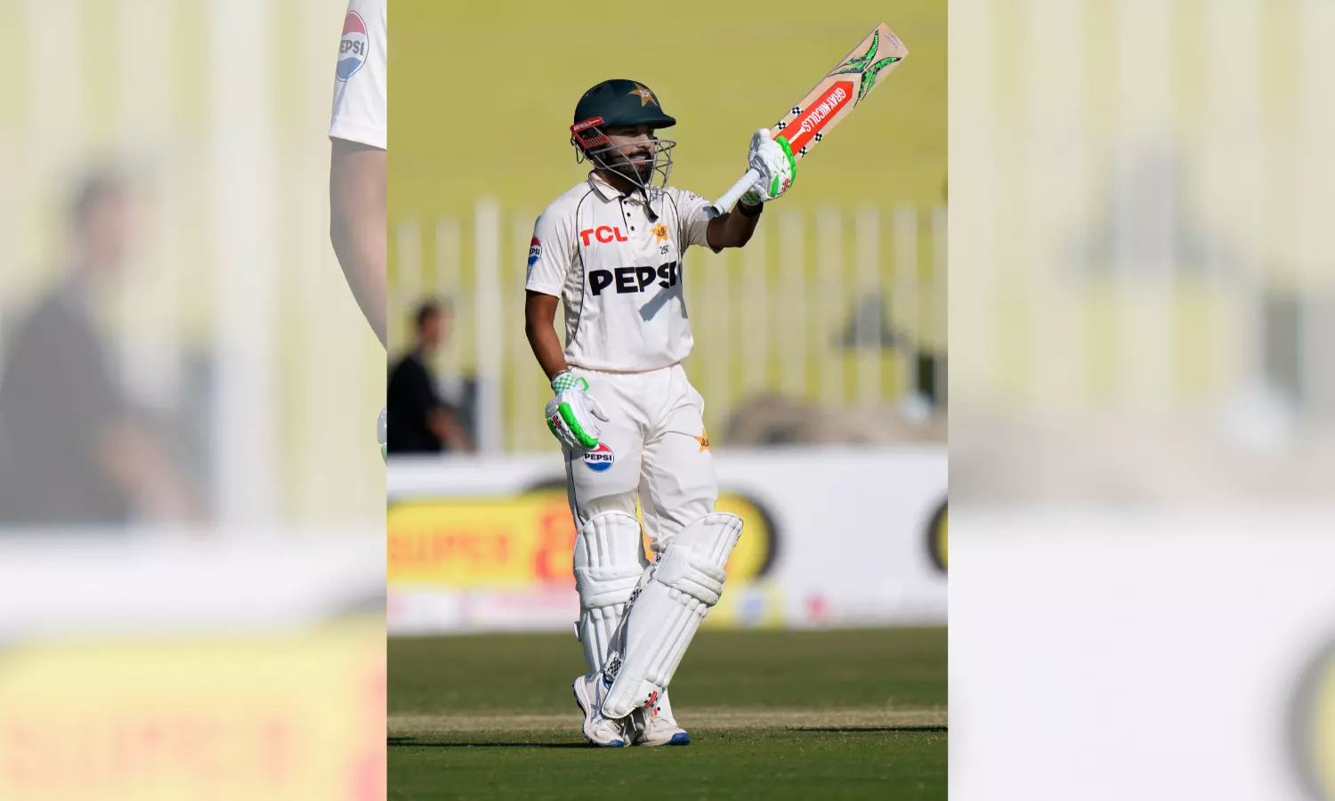 Shakeel's gritty ton guides Pak to 77-run lead over Eng in series decider test