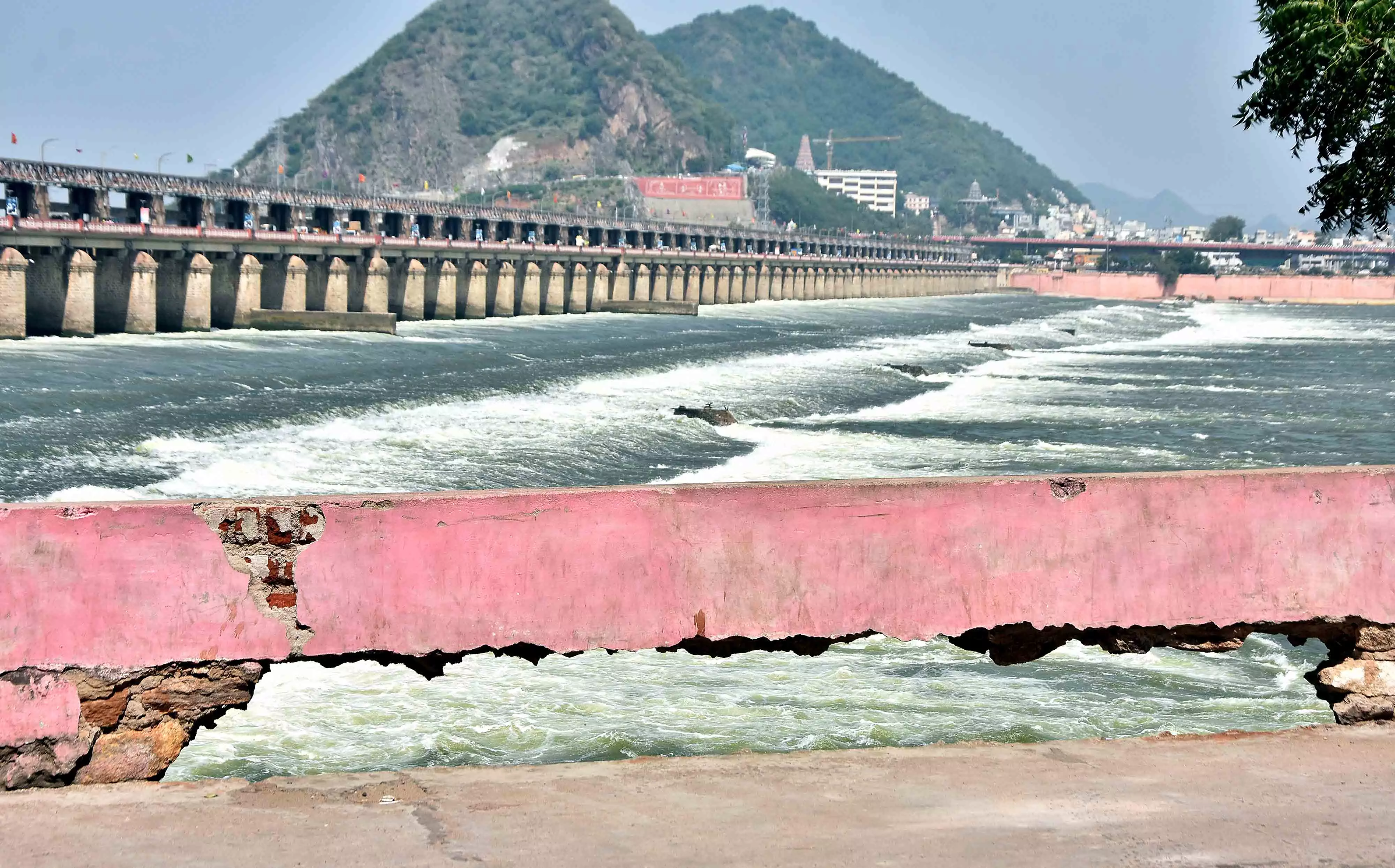 Portion of retaining wall along Krishna River on Sitanagaram side collapses