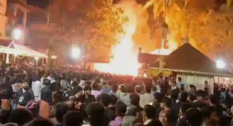 Over 150 persons injured in fire mishap in Kerala temple