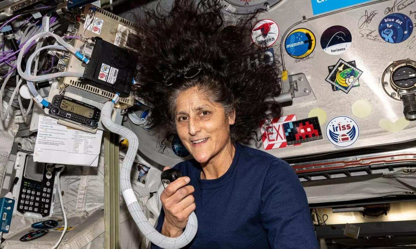 Sunita Williams Trying to Walk After 210 Days in Space