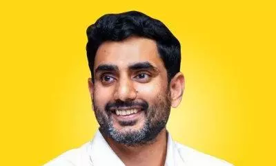 Lokesh helps troubled woman return to Nellore from Kuwait