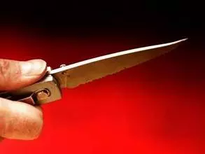 Woman seeking repayment of loan attacked with surgical blade