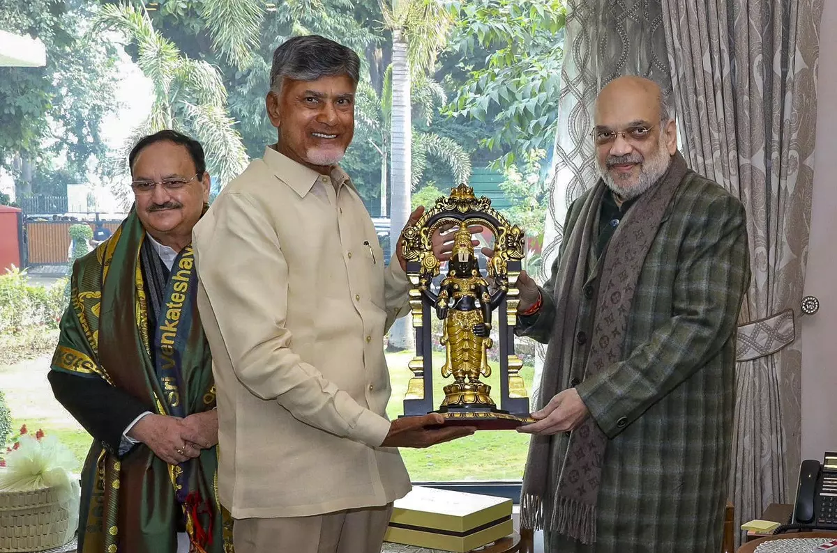 Andhra CM meets Union Minister Ashwini Vaishnaw