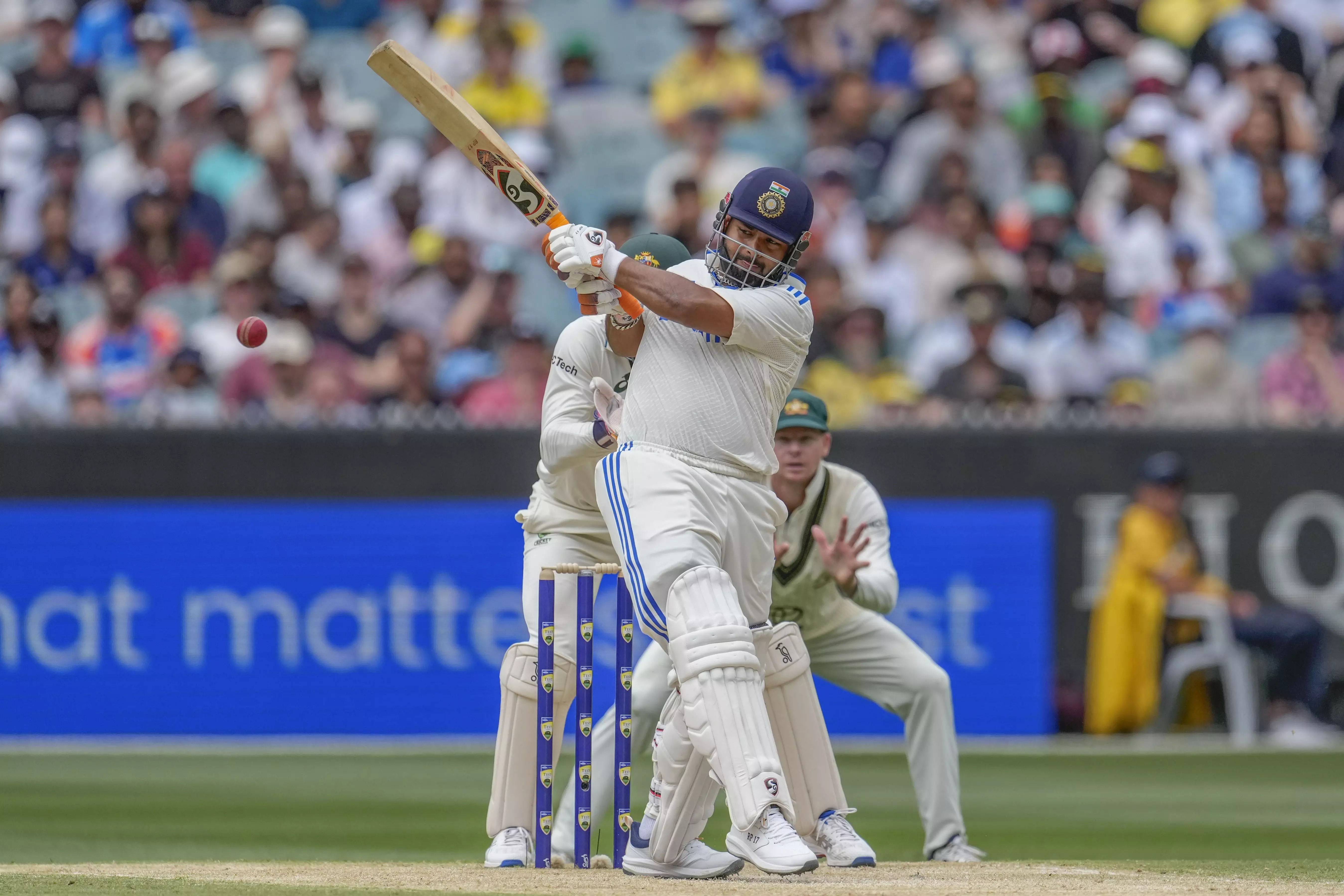 Australia remove Pant, Jadeja as India reach 244-7 at lunch