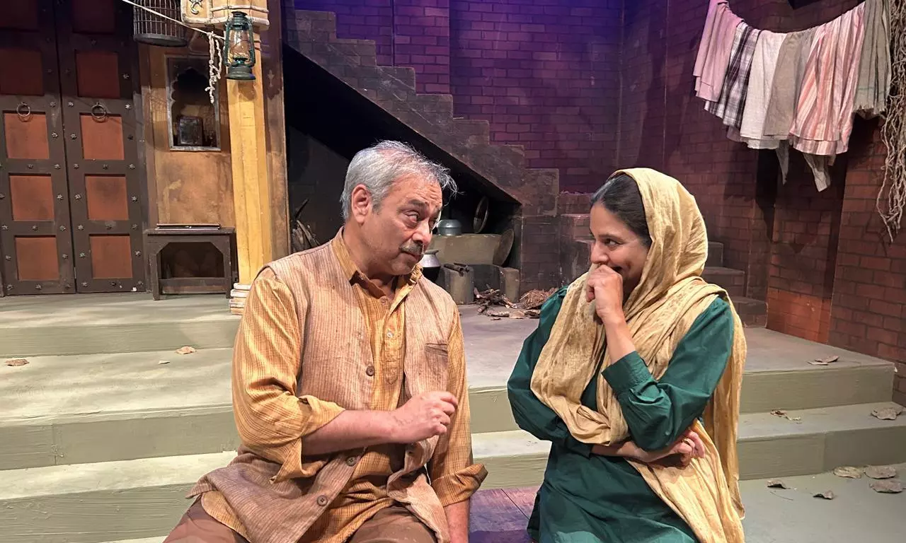 Sachin Khedekar recites a poem from director Feroz Abbas Khan's powerful new play, 'Hind 1957'