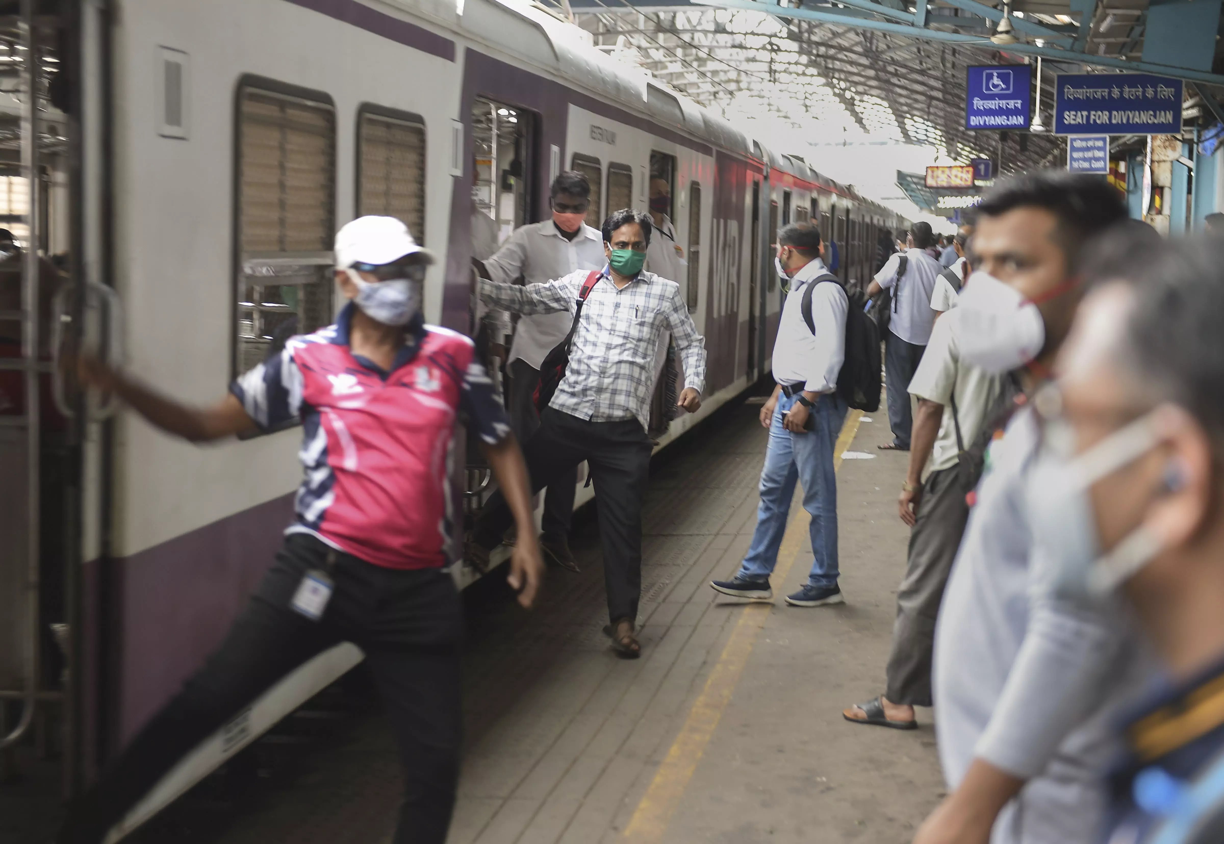 Man standing on local train footboard dies after his head hits track pole