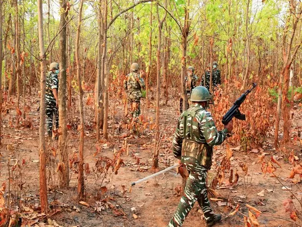 Four Naxalites, cop killed in encounter in Chhattisgarh