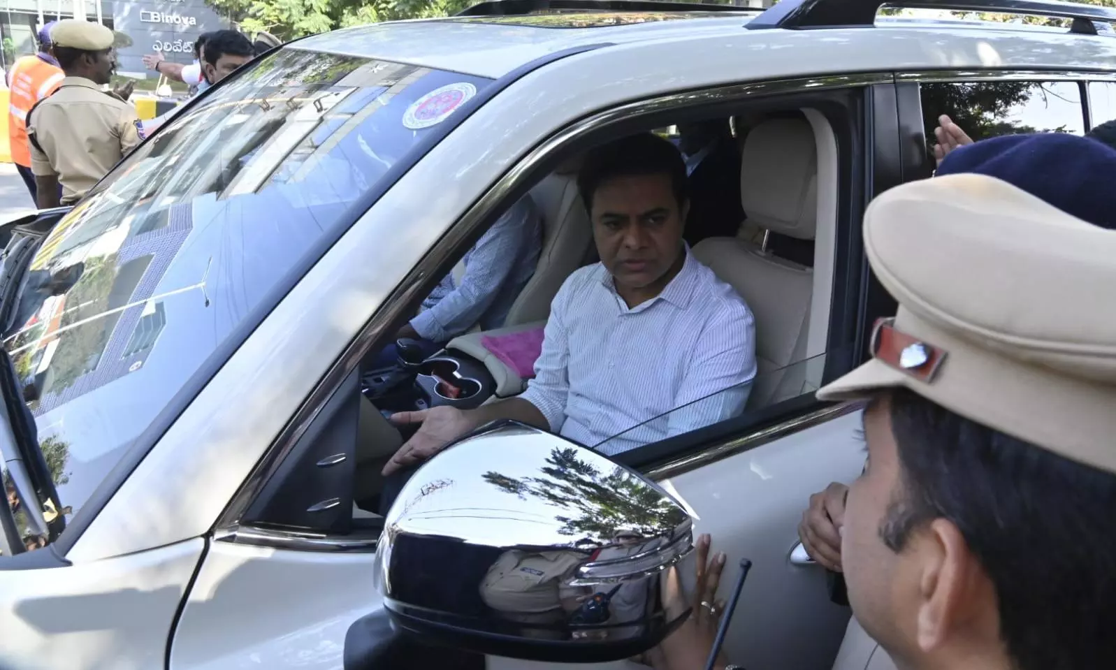 BRS Leaders Detained Ahead of KTR’s Visit to ACB Office