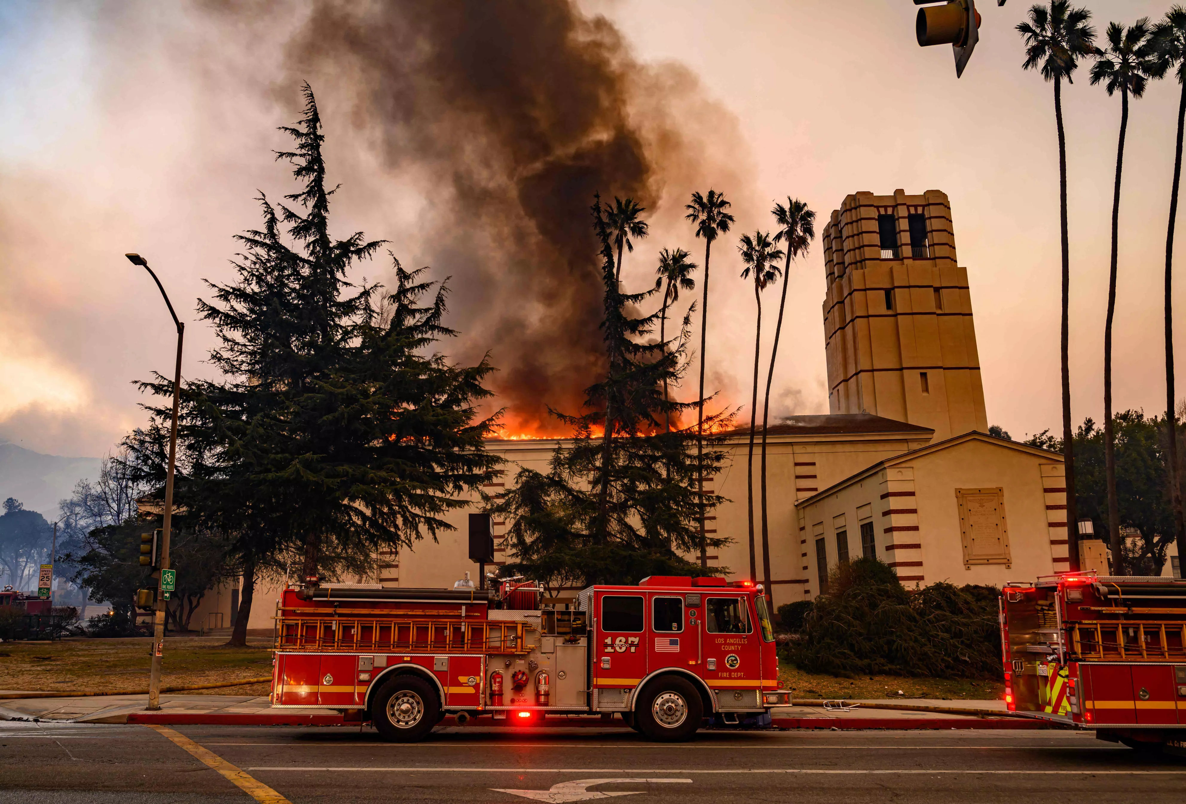 Celebrities among those who lost homes as devastating Los Angeles fires