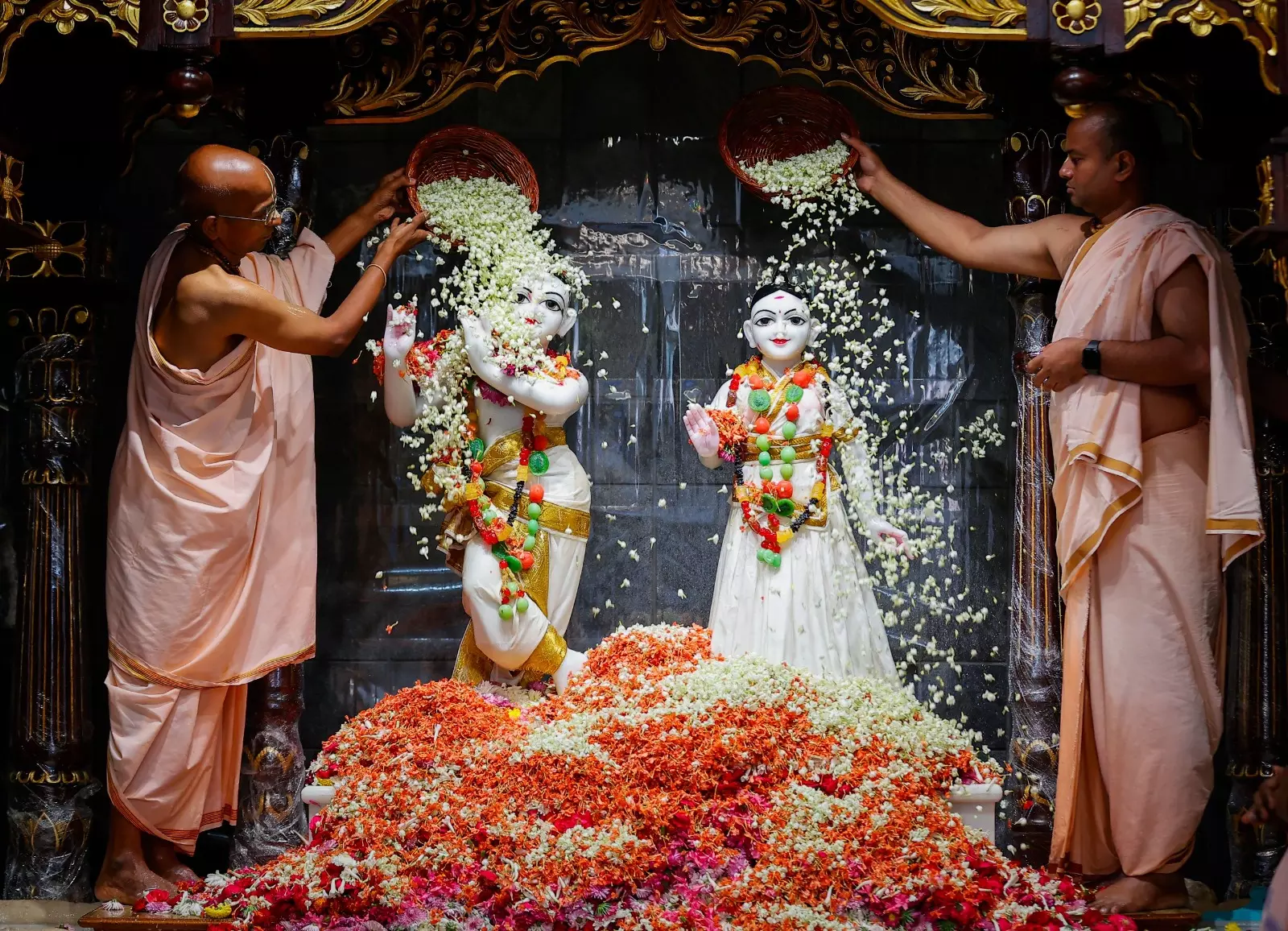 Vaikunta Ekadashi celebrated with fervor at Banjara Hills Hare Krishna Golden Temple