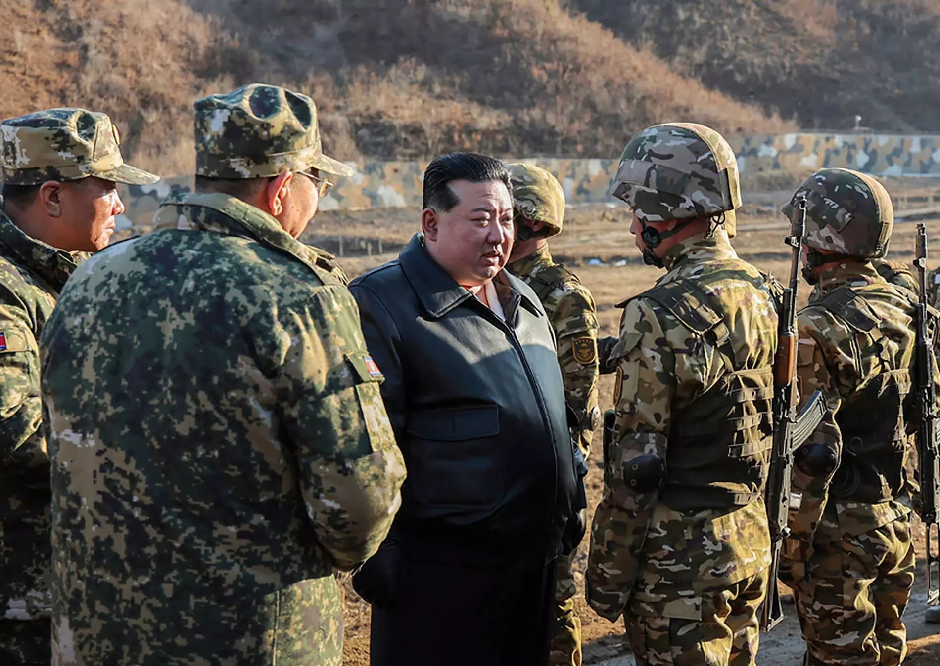 Seoul confirms Ukraine captured 2 North Korean soldiers