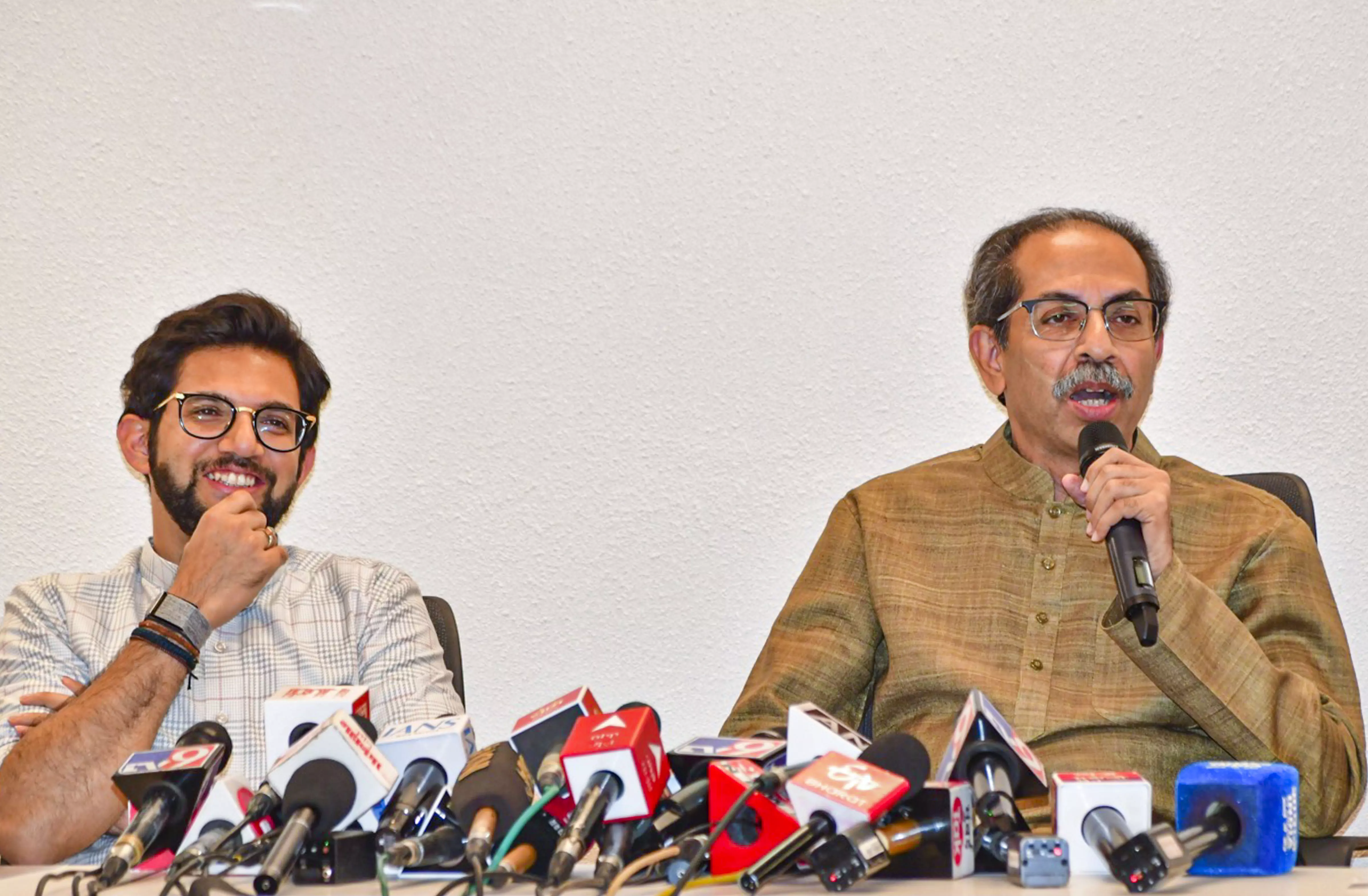 DC Edit | Sena blow to Cong, INDIA bloc