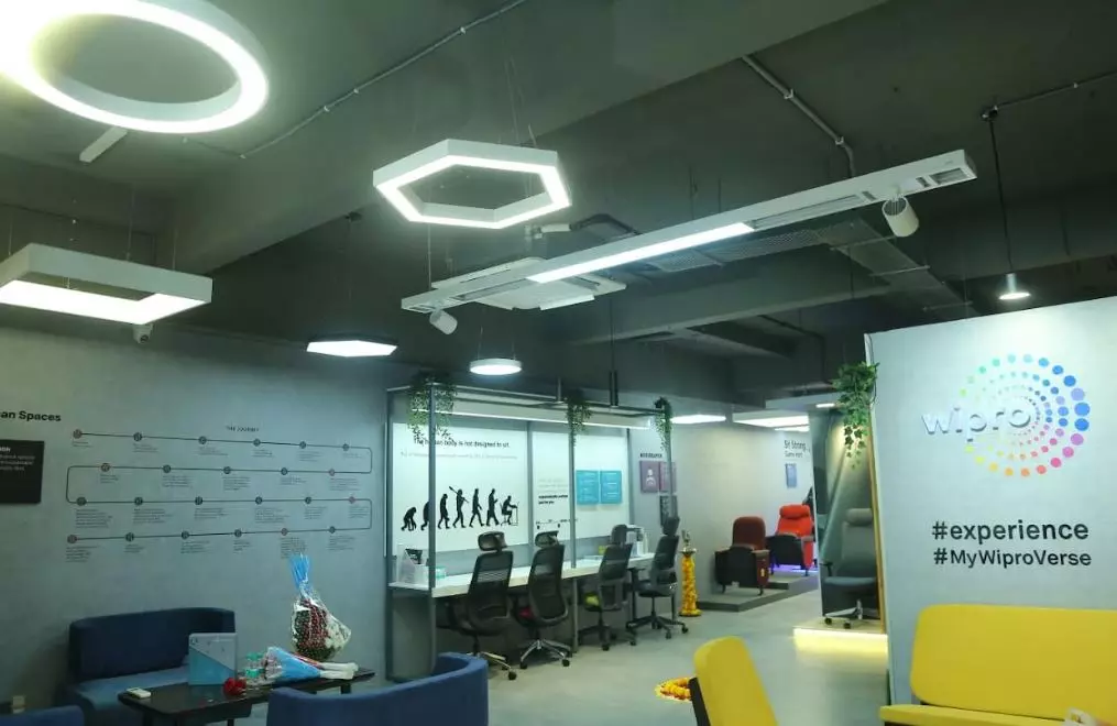 Smart lighting, ergonomics can foster productivity, well-being at work spaces