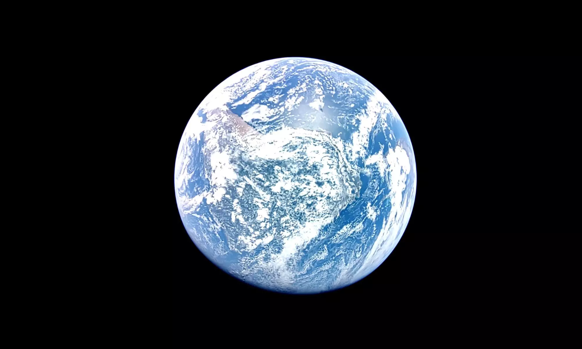 A private US spacecraft headed to moon captures glorious view of Earth