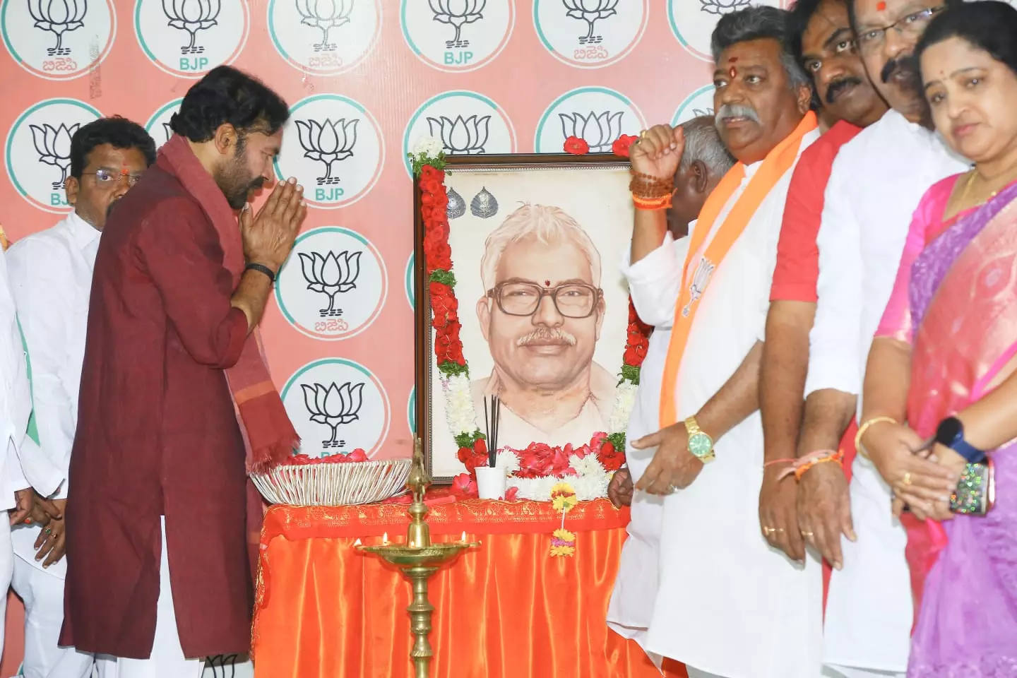 Kishan Reddy pays tribute to Karpoori Thakur