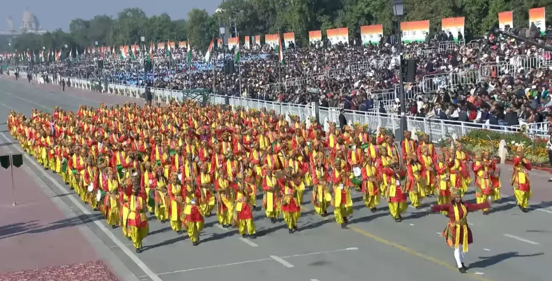 300 Artists Perform Musical Herald at 76th Republic Day Parade