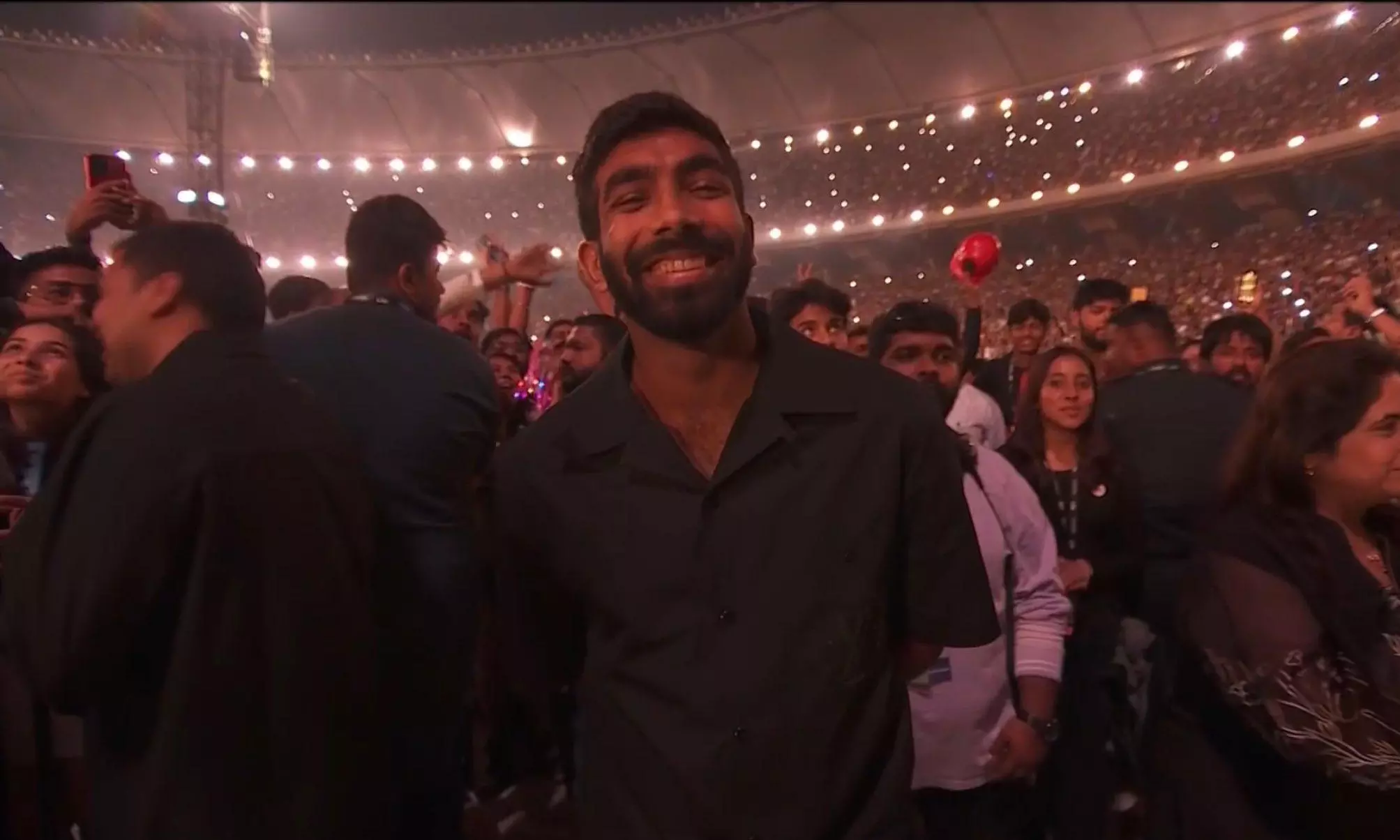 Chris Martin hails Bumrah as 'best in world' at Ahmadabad Coldplay concert