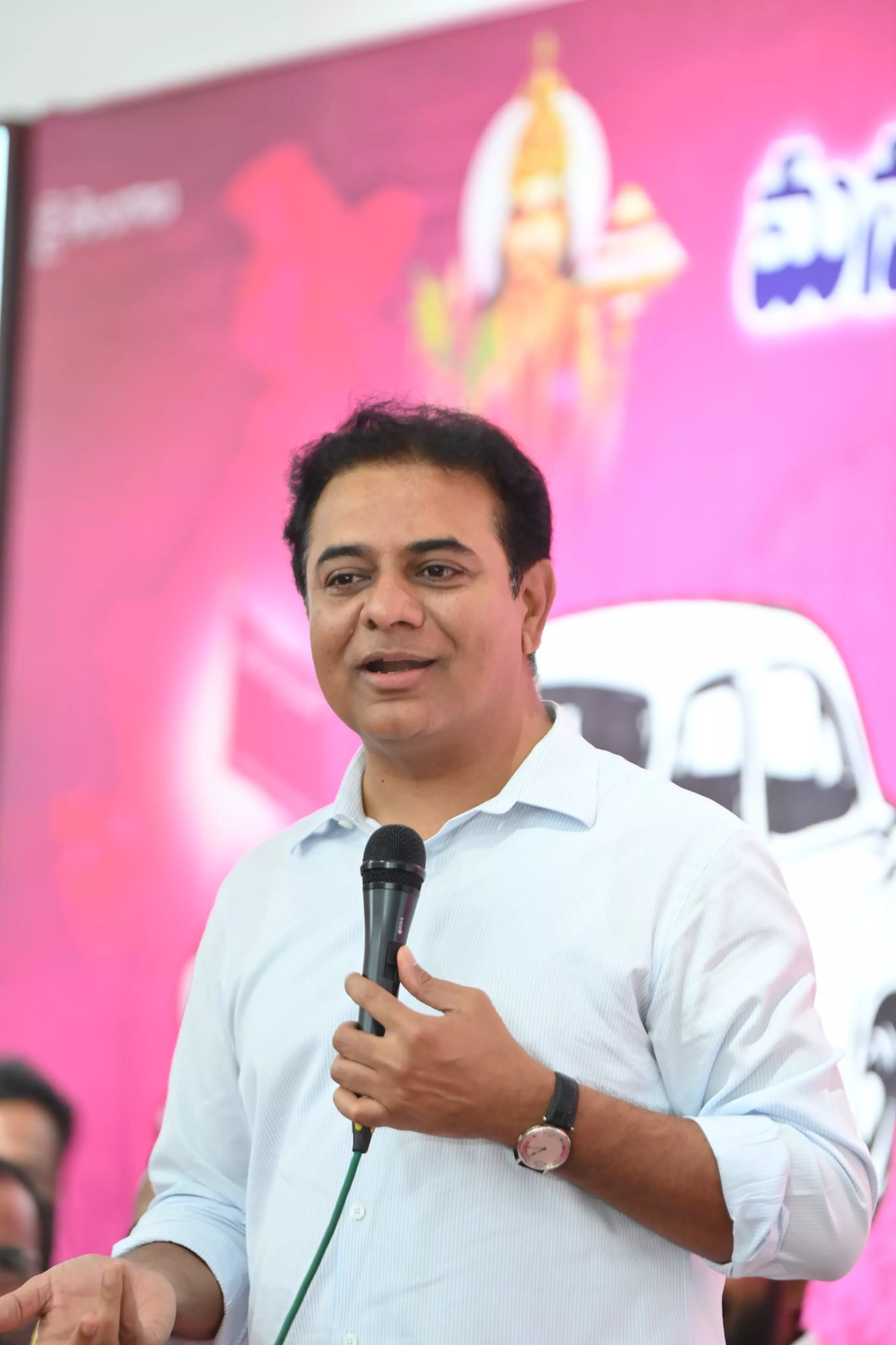 KTR posts video criticising KCR govt