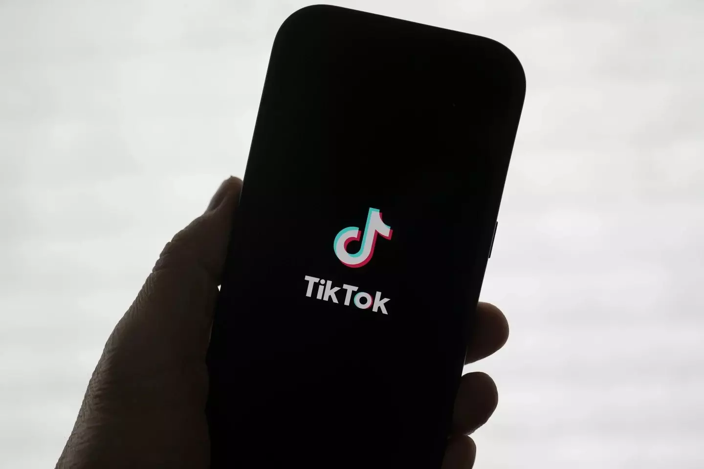 TikTok returns to Apple and Google app stores in the US