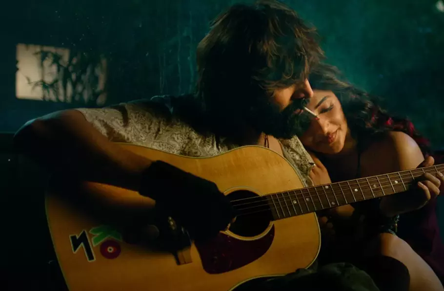 Kartik Aaryan’s Rockstar Look Sets Internet Ablaze in New Teaser