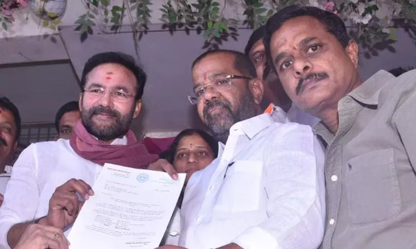 Warangal Congress MLA seeks funds from Kishan Reddy