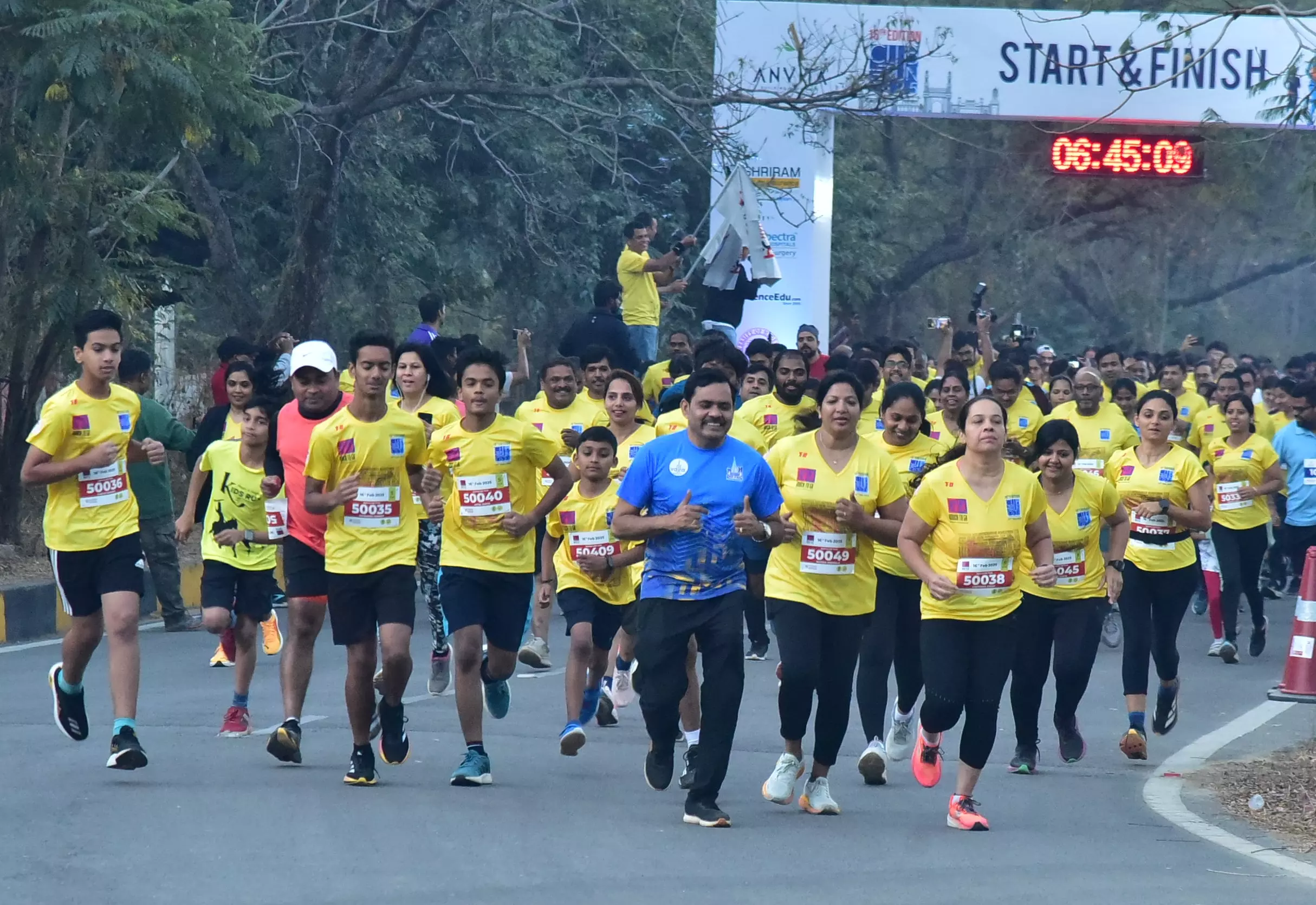 Marathoners pump up the running