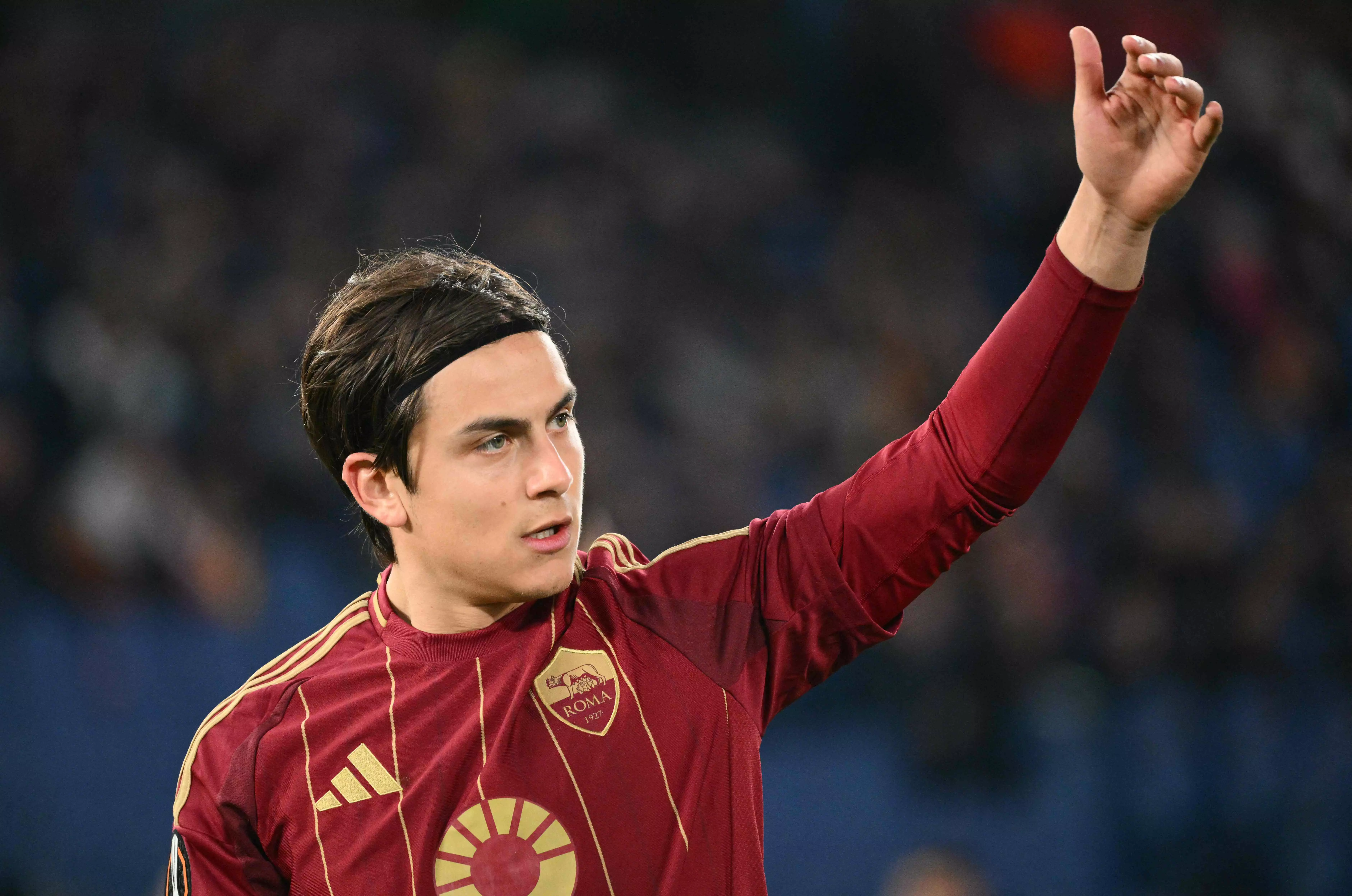 Europa League: Dybala double leads Roma into last 16