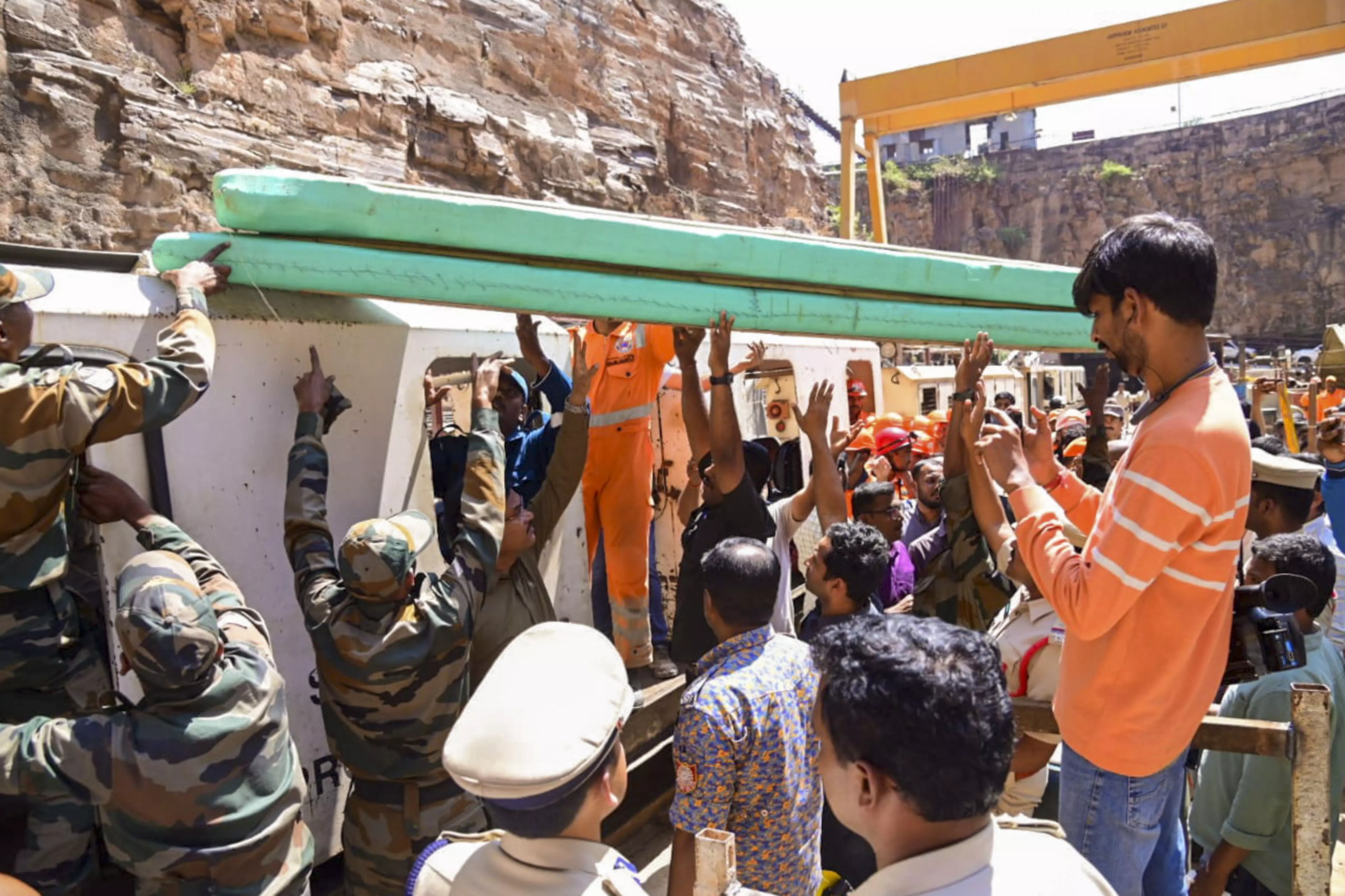 SLBC tunnel collapse: Rescue operations for trapped workers underway