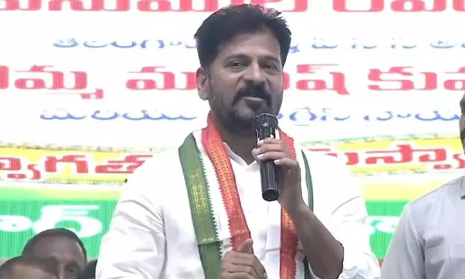 Revanth seeks votes for Congress in MLC polls