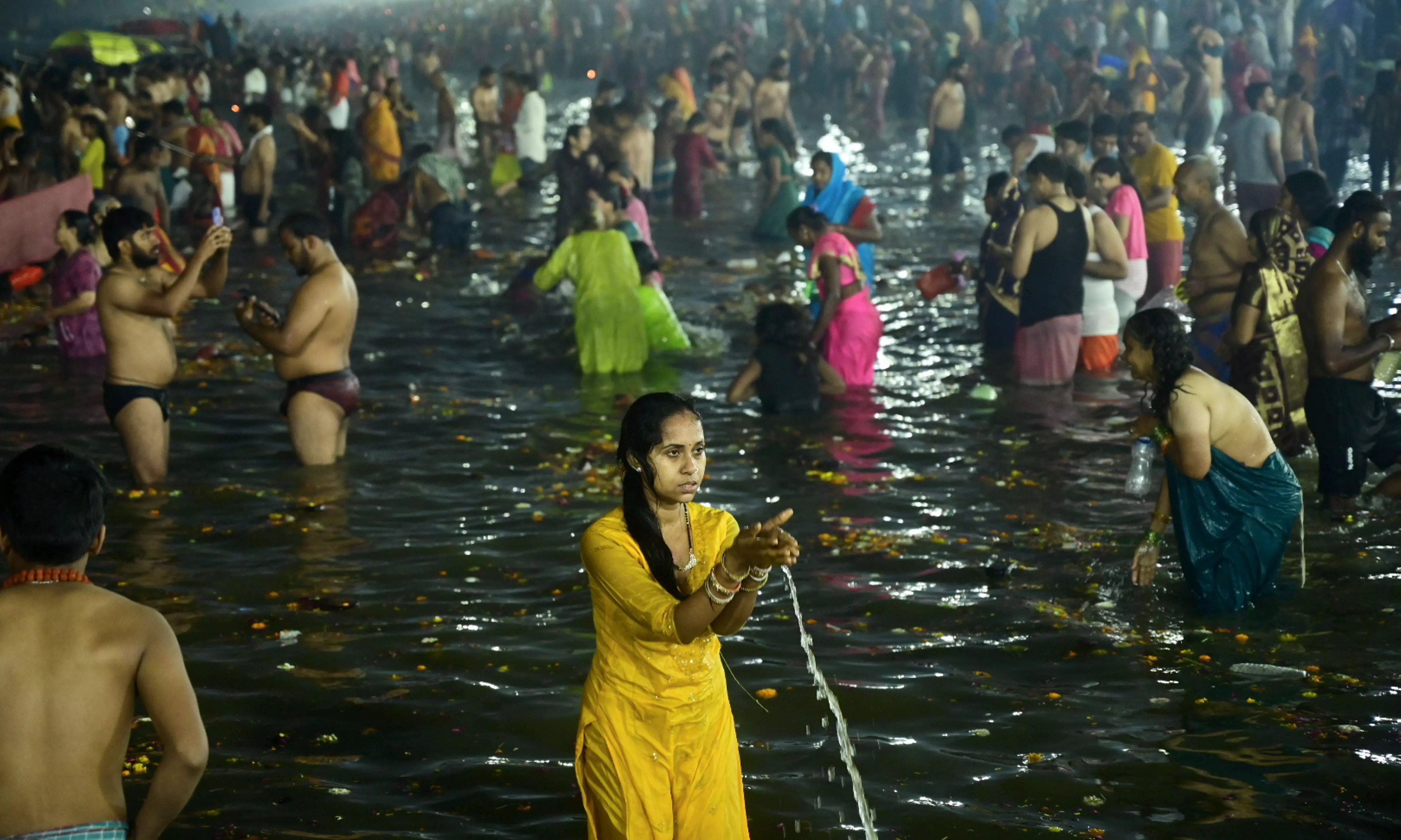 Maha Kumbh's final 'snan' begins on Mahashivratri