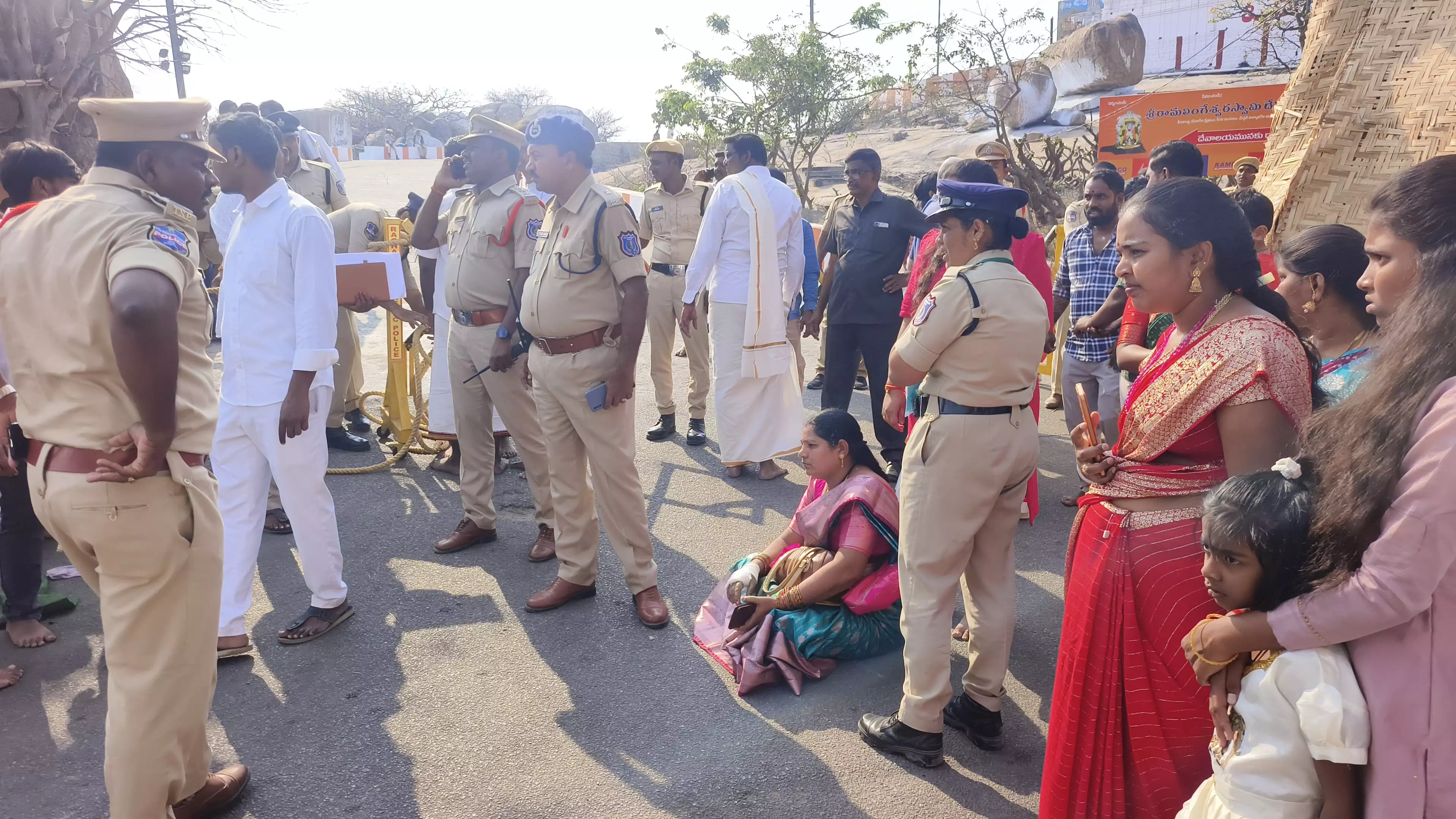 Mahashivaratri: Devotees express anger over giving preference to VIPs at Keesaragutta temple