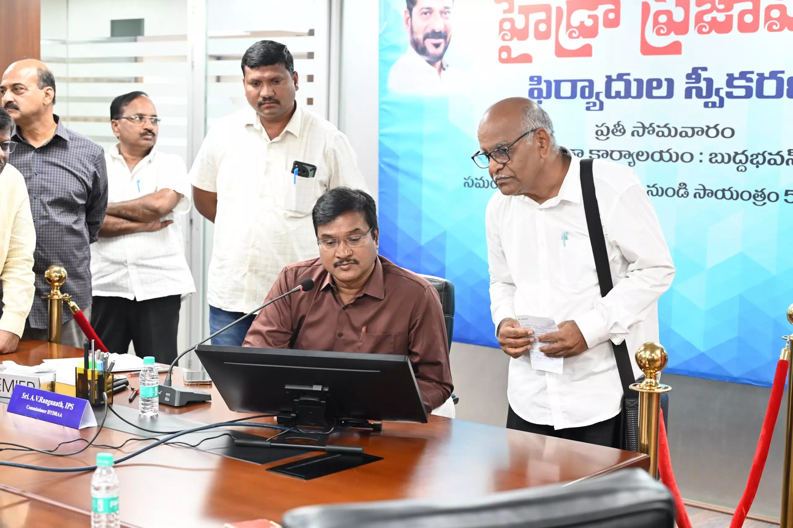 HYDRAA takes 49 complaints in Prajavani