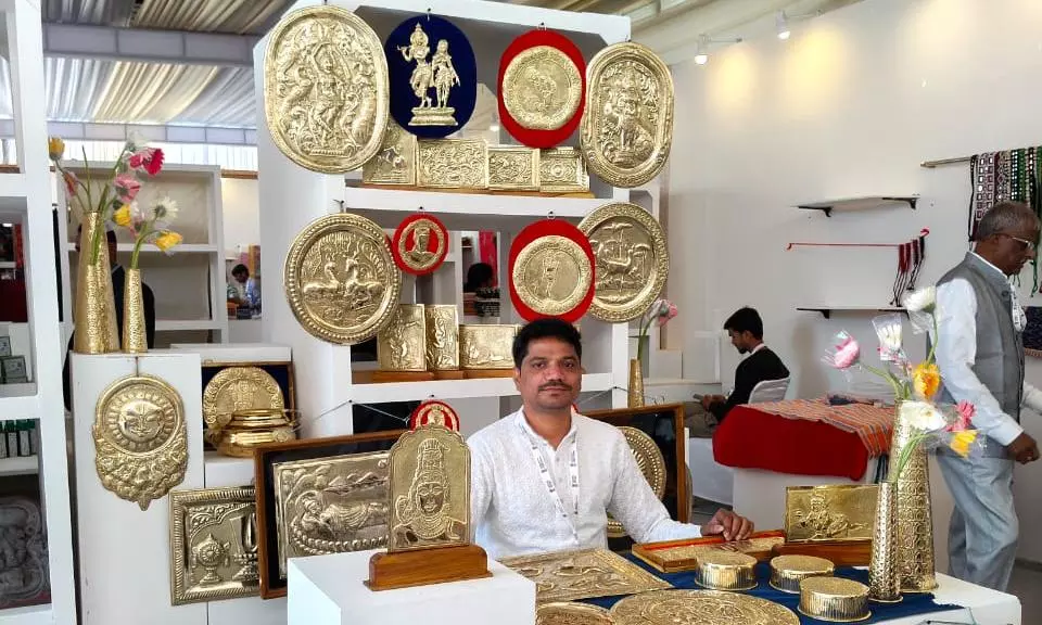 Brass Cluster From Warangal Feted at Vividhtaka Amrit Mahotsav