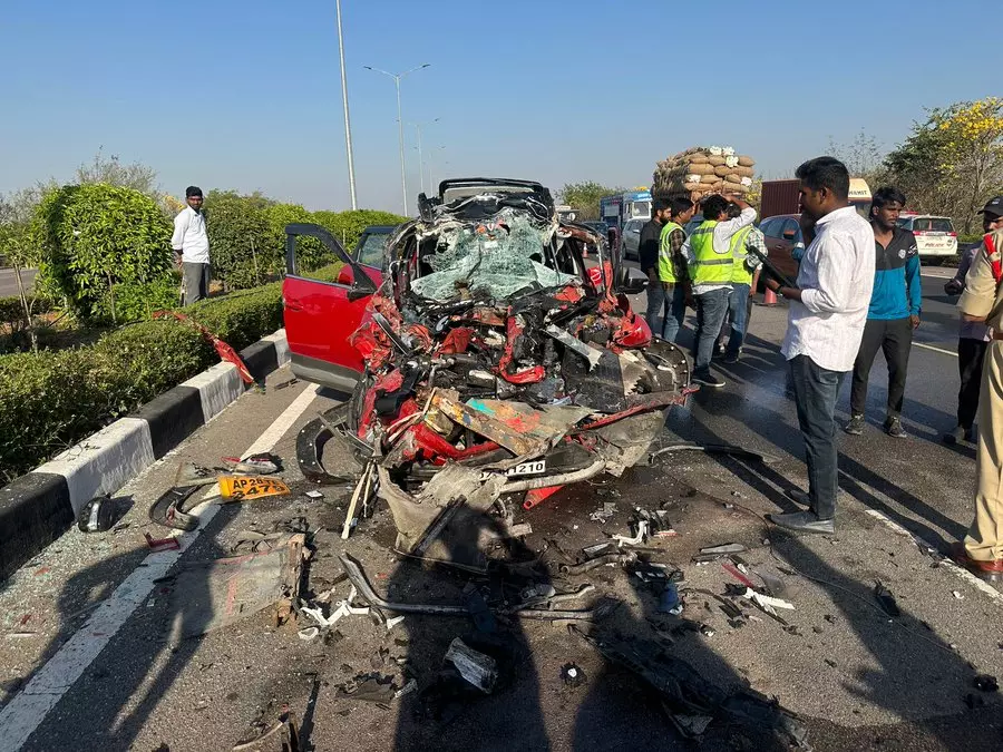 Two Killed in Outer Ring Road Car Crash, While Speeding Car Rams Shops in Bachupally