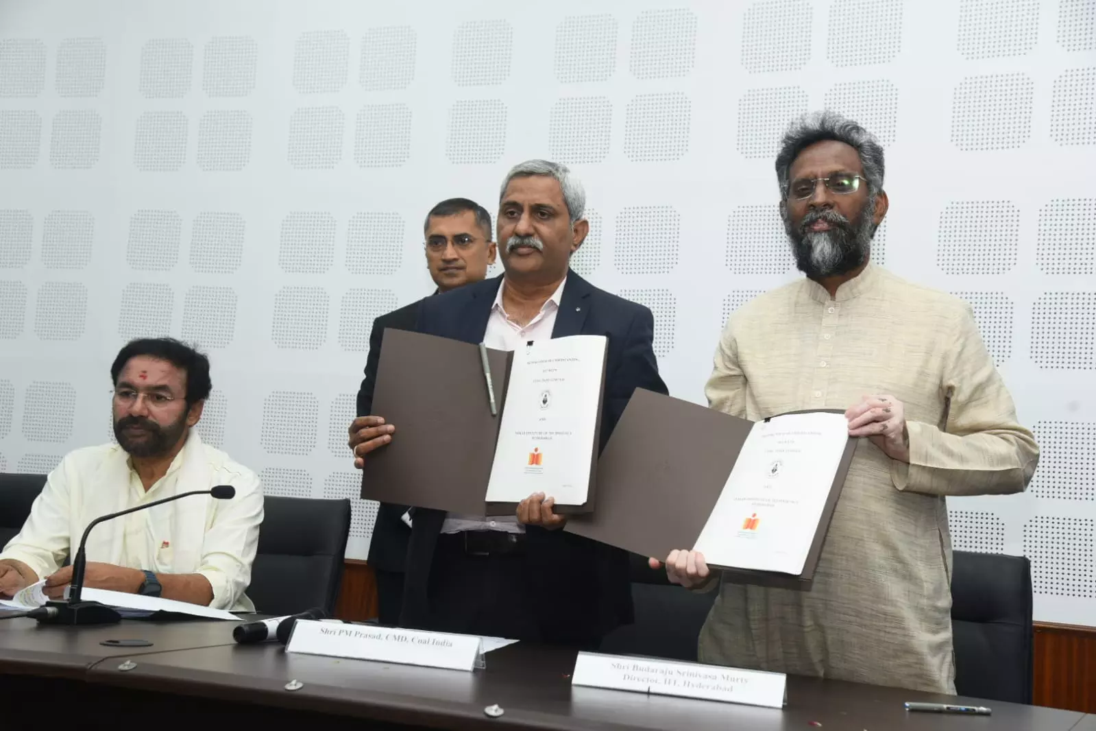 IIT Hyderabad, Coal India Ltd. to establish CoC for Clean Coal Energy