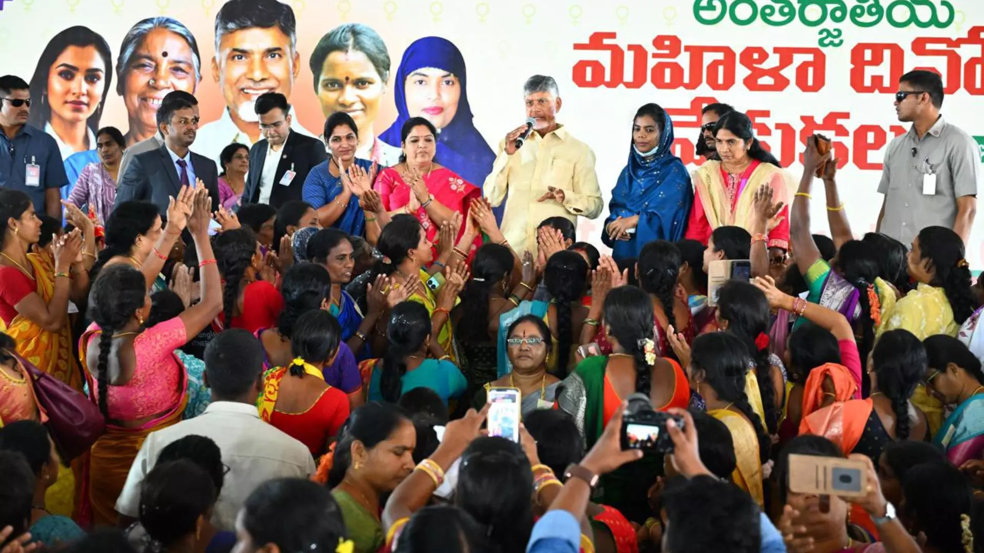 Naidu Backs Bigger Families, Offers More Benefits