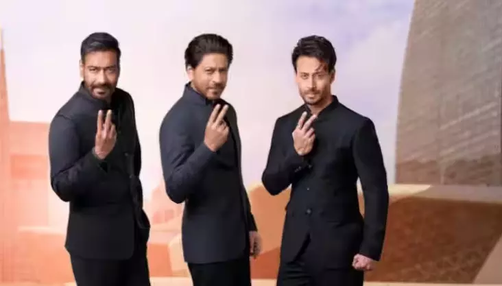 Consumer panel summons SRK, Ajay Devgn, Tiger Shroff Over Pan Masala Ad