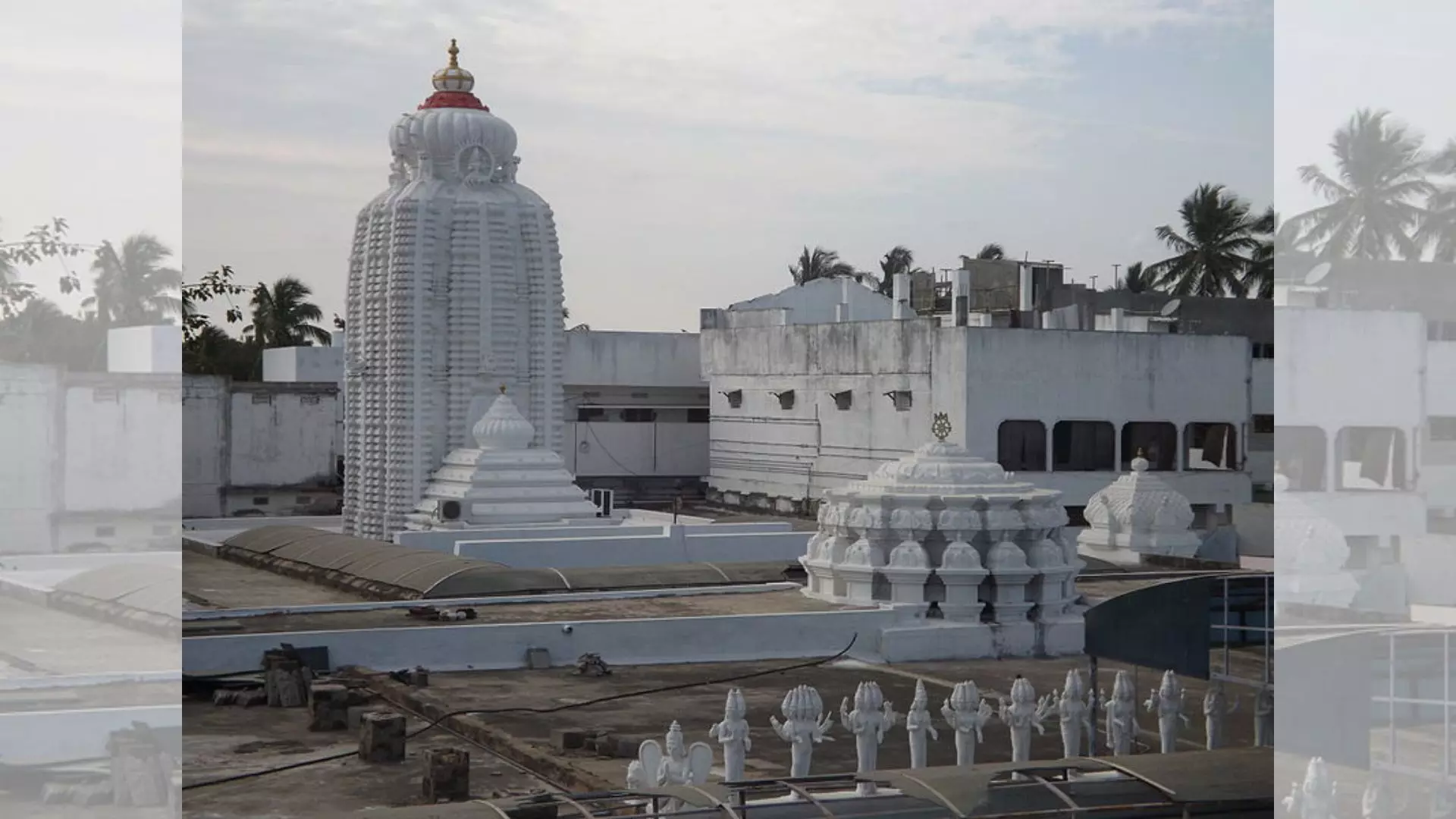 Clouds and fog. disrupt ritual at Arasavalli Temple