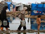 Hujan Badai Hantam Tenda-tenda di Gaza, Membuat Anak-anak Kedinginan dan Kelaparan