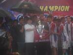 Di Tengah Guyuran Hujan Lebat, Bupati Aceh Jaya Terpilih Tutup Turnamen Salem CUP, Panton FC Juara