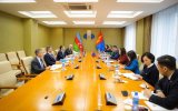 Azerbaijani, Mongolian FMs discuss cooperation in multiple sectors