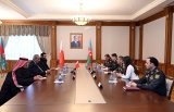 Azerbaijan Minister of Defense meets with Commander-in-Chief of Bahrain Defence Force