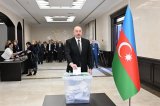 President Ilham Aliyev сasts his vote in municipal elections